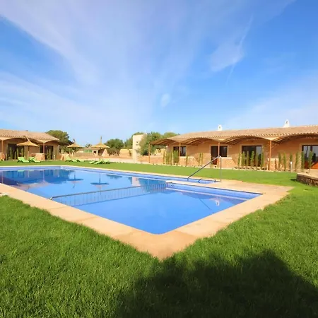 Appartement In Mit Grossem Gemeinschaftlichem Pool *
