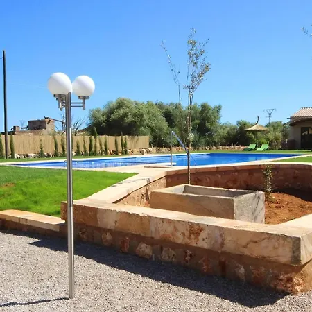 Appartamento In Mit Grossem Gemeinschaftlichem Pool